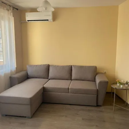 Sea Breeze Апартаменты *